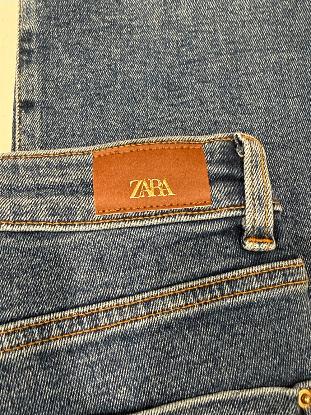 Zara Light Blue Straight-Leg Women’s Jeans - Picture 3 of 5